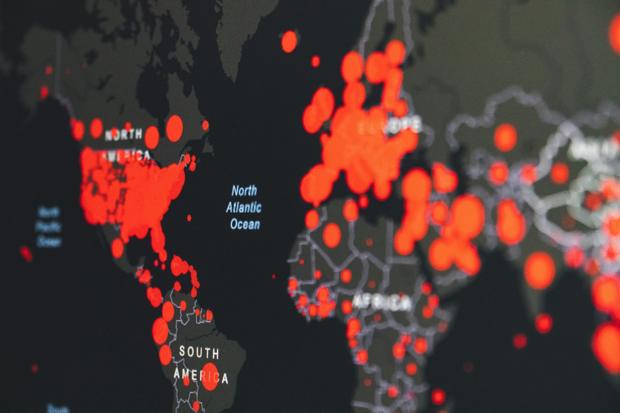 Graph showing annual increase in phishing attacks globally
