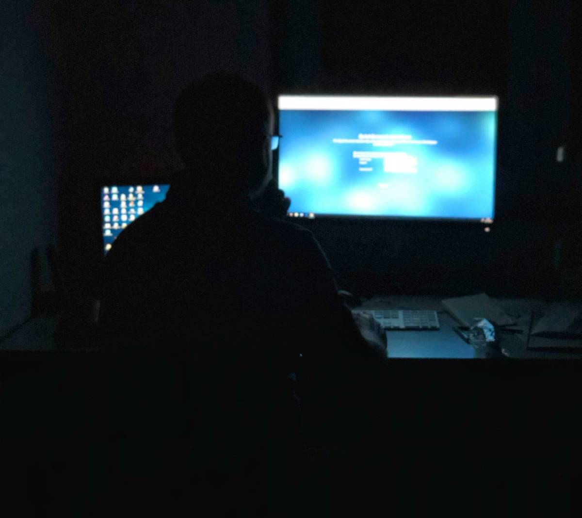 Infographic showing key cybersecurity statistics